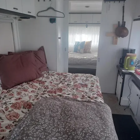 Campsite I Husvagn *
